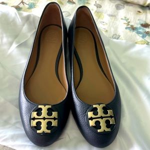 Beautiful Navy Tory Burch Flats